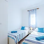 בית נופש 3 Bedroom Gorgeous In