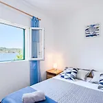 3 Bedroom Gorgeous In בית נופש