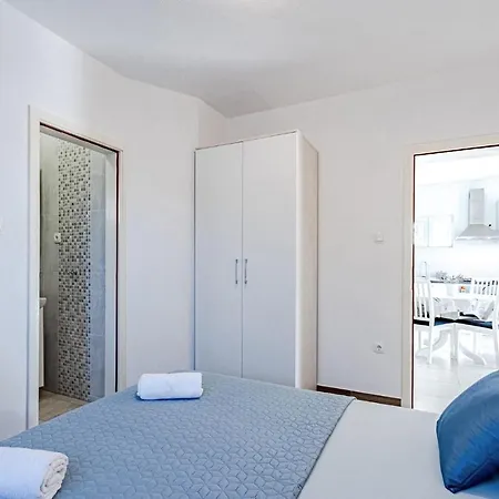 3 Bedroom Lovely In *